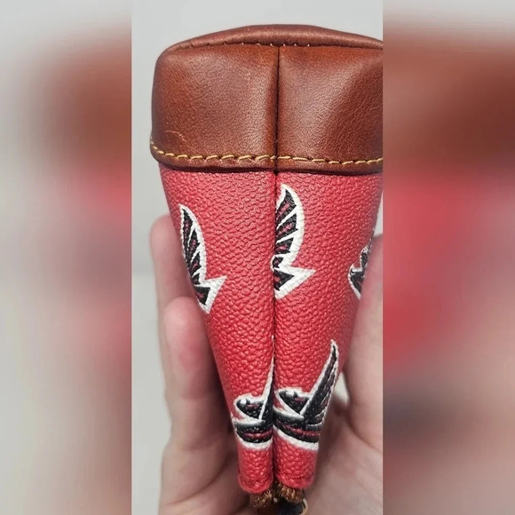 Dooney & Bourke Atlanta Falcons Cosmetic Bag Zippered Pouch 6.5 X 4 X 2 NWT - Picture 6 of 12